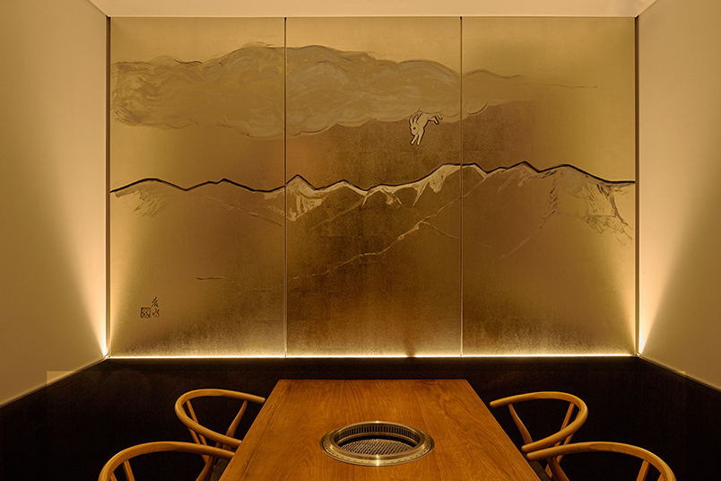 Floor 2 - Table for 8 - 28 Room