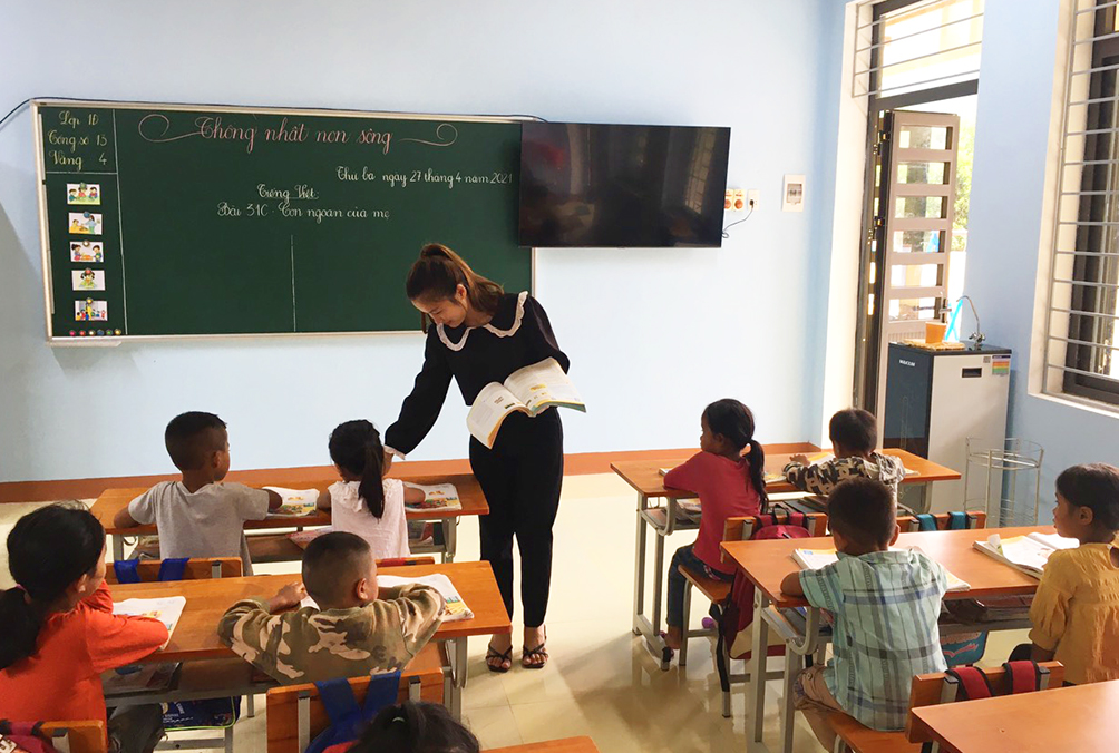 ダチャット村小学校