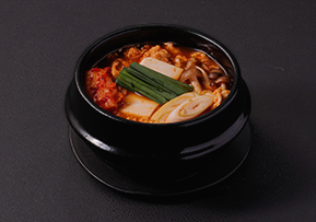 スンドゥブ（豆腐チゲ）