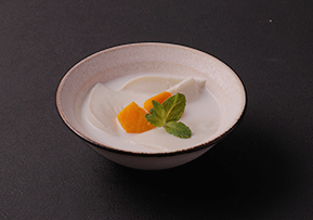 自家製杏仁豆腐